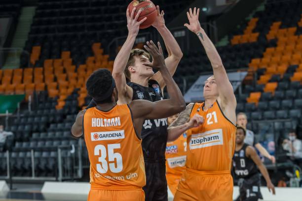 战略的坚定 战略的坚定