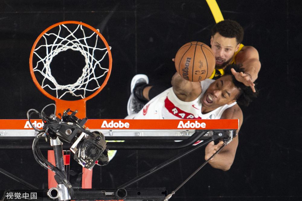 称火花四溅 称火花四溅